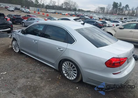 2016 Volkswagen Passat 1.8T Se z USA, uszkodzony, nr VIN 1VWBT7A34GC024650